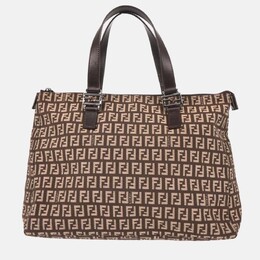 Fendi: Коричневі сумки шопери 