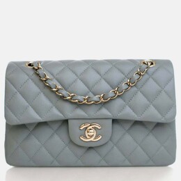 Chanel: Зелёная сумка 