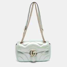 Gucci: Зелёная сумка  GG Marmont