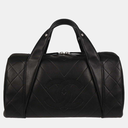 Chanel: Чёрная сумка 