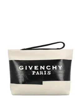 Givenchy: Бежевый клатч 