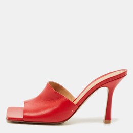 Bottega Veneta: Красные сандалии  Lido