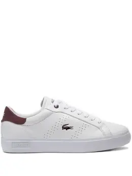 Lacoste: Белые кроссовки 