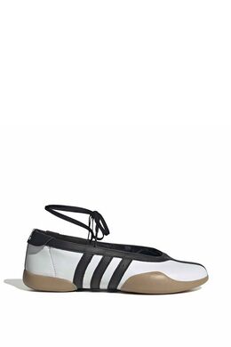Adidas: Белые кроссовки 