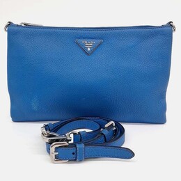 Prada: Голубой клатч 