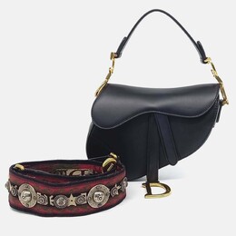 Dior: Чёрная сумка 