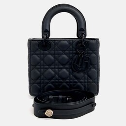 Dior: Чёрная сумка 