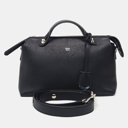 Fendi: Чорні сумки  By The Way