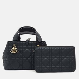 Dior: Чёрная сумка 