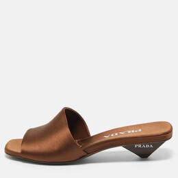 Prada: Коричневые сандалии 