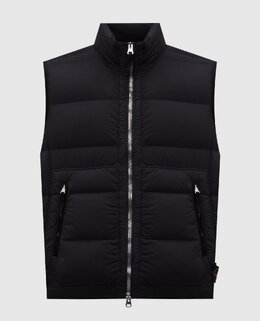 Stone Island: Чорні жилети 