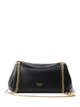 Prada: Чёрная сумка 