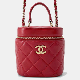 Chanel: Красная сумка 