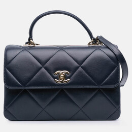 Chanel: Чорні сумки на руку 