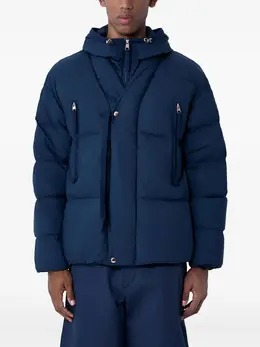 Moncler: Голубая куртка 