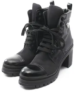 Prada Pre-Owned: Чёрные ботинки 
