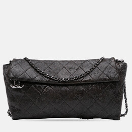Chanel: Чёрная сумка через плечо 