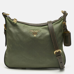 Prada: Зелені сумки 