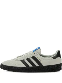 adidas: Светлые кроссовки  Suede