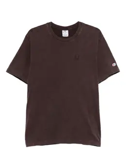Champion: Коричневая футболка 