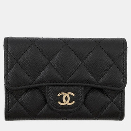 Chanel: Обложка 