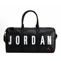 Jordan: Чёрная сумка 