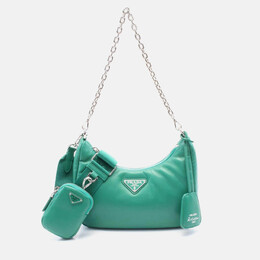 Prada: Зелені сумки 