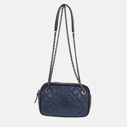 Chanel: Голубая сумка 