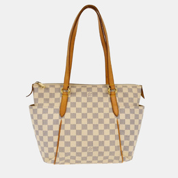 Louis Vuitton: Светлая сумка-шоппер 