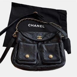 Chanel: Чёрная сумка 