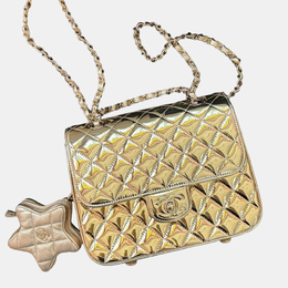 Chanel: Светлая сумка 