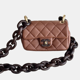 Chanel: Коричневая сумка 