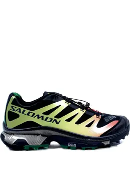 Salomon: Чёрные кроссовки 
