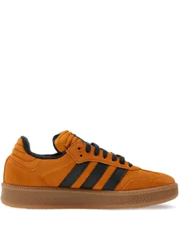 adidas: Оранжевые кроссовки  Samba