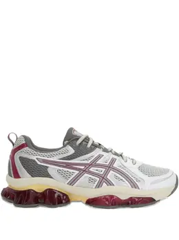 ASICS: Кроссовки 