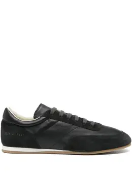 Common Projects: Чёрные кроссовки 