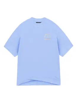 Represent: Светлая футболка 