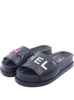 CHANEL Pre-Owned: Тёмные сандалии 