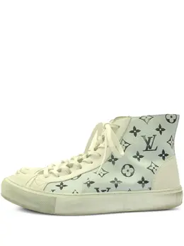 Louis Vuitton Pre-Owned: Белые кроссовки 