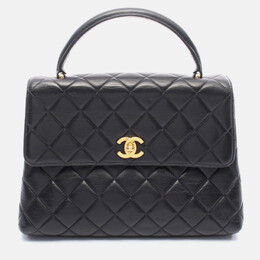 Chanel: Чорні сумки на руку 