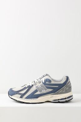 NEW BALANCE: Серые кроссовки 