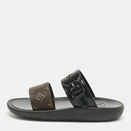 Louis Vuitton: Чёрные сандалии 