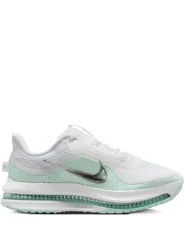 Nike: Белые кроссовки 