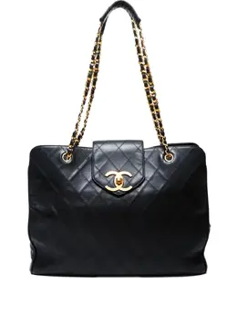 CHANEL Pre-Owned: Чёрная сумка 