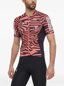adidas: Красная футболка 