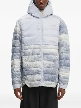 adidas: Светлая куртка  X