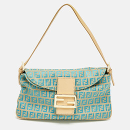 Fendi: Голубая сумка  Baguette