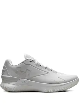 Under Armour: Светлые кроссовки  Curry