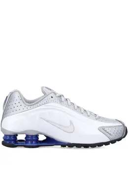 Nike: Белые кроссовки  Shox R4
