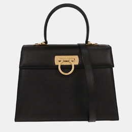 Salvatore Ferragamo: Чёрная сумка  Gancini